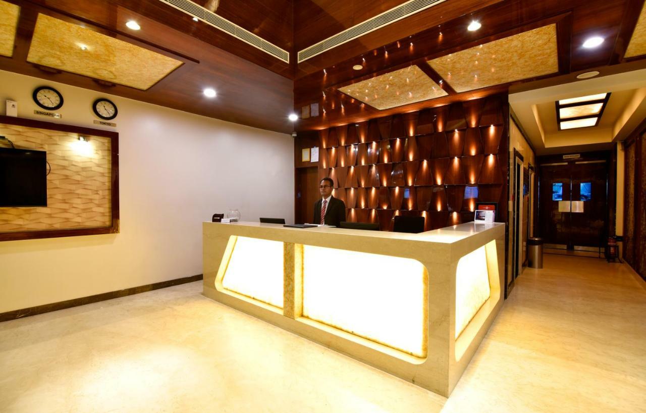 I V Sanctum Hotel Bangalore Exterior foto